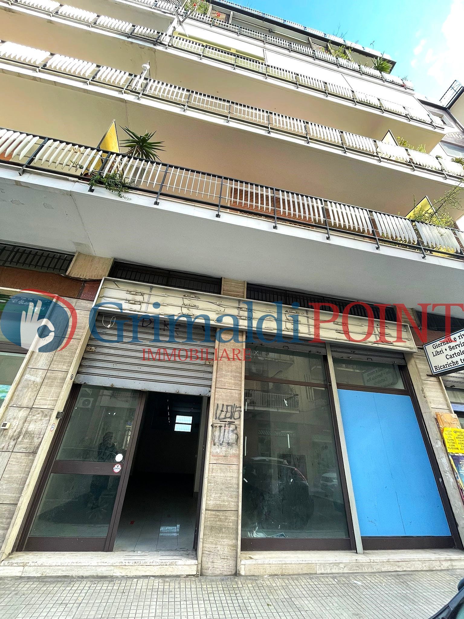 Locale commerciale in vendita in via don luigi sturzo 45, Lecce