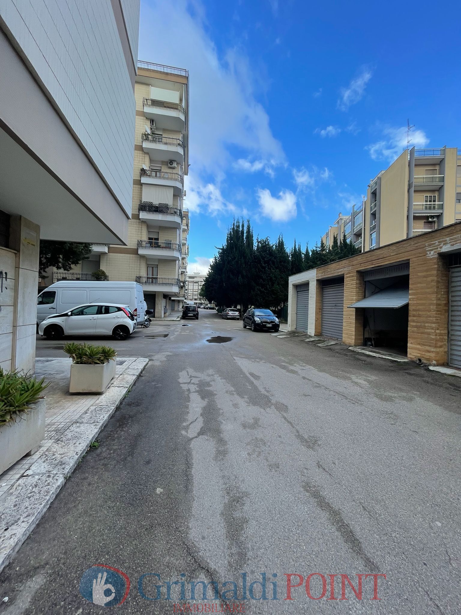 Box/Garage 14mq in affitto a Lecce