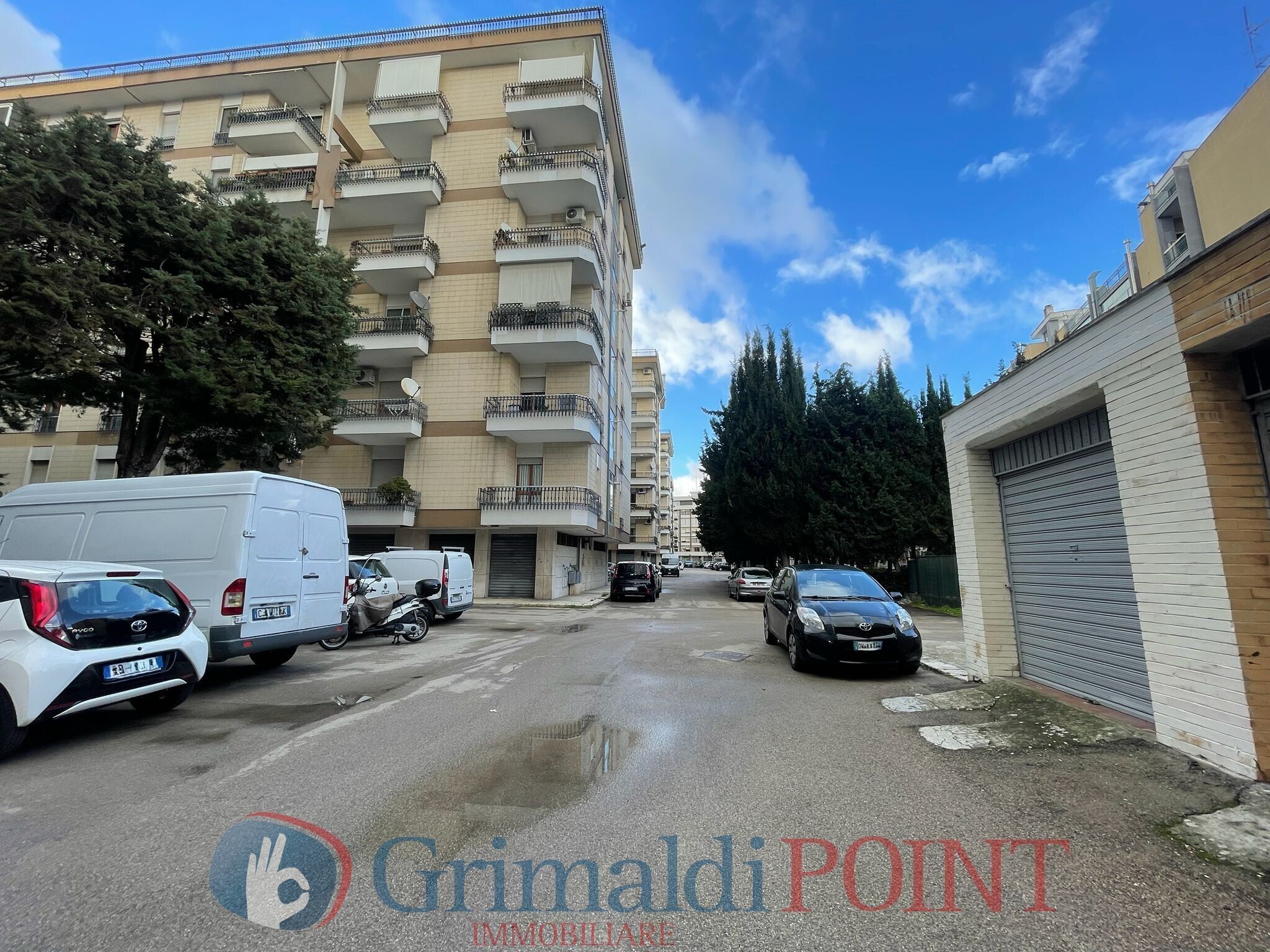 Box/Garage 14mq in affitto a Lecce