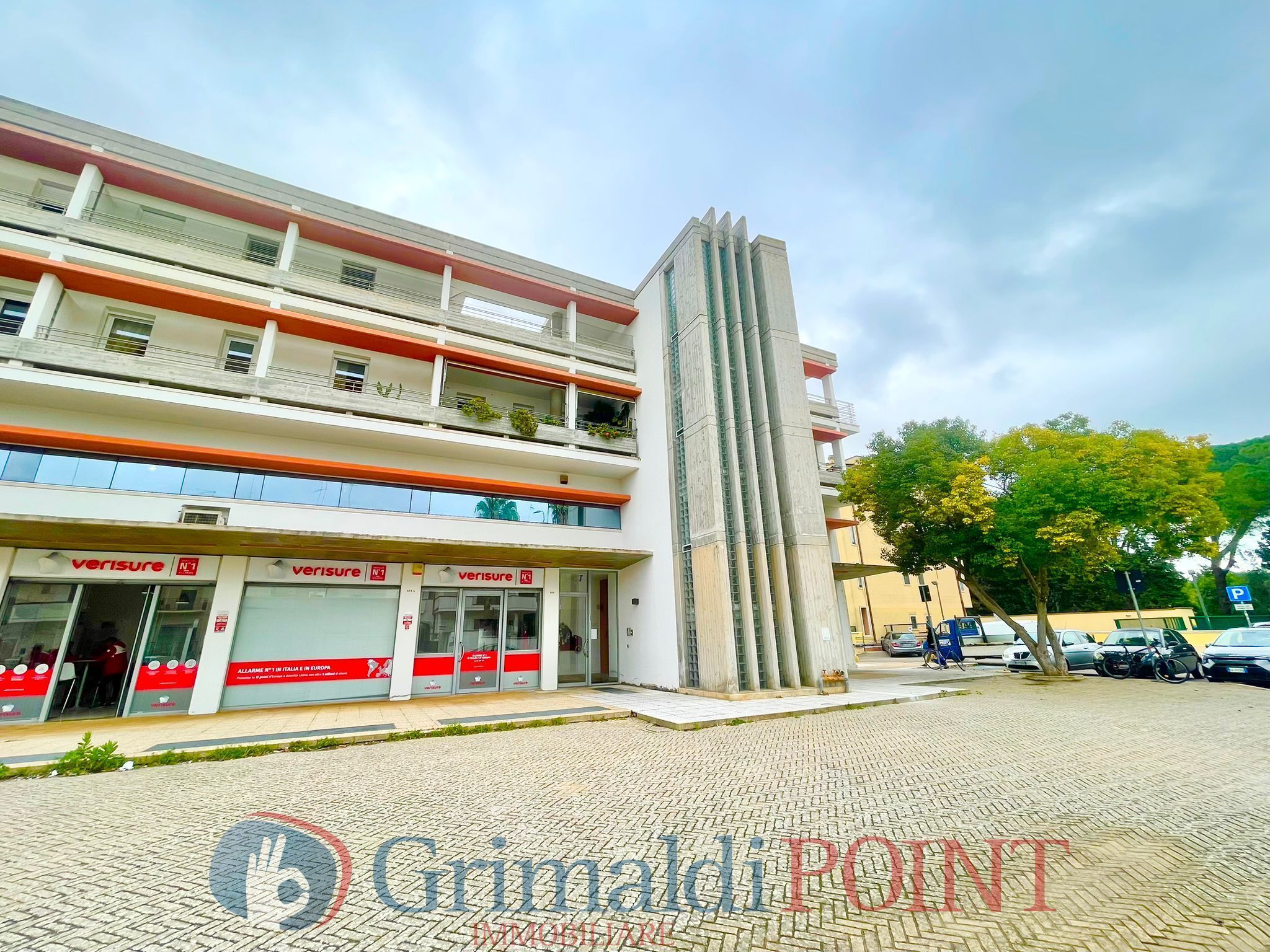 Ufficio in affitto in via taranto 185, Lecce