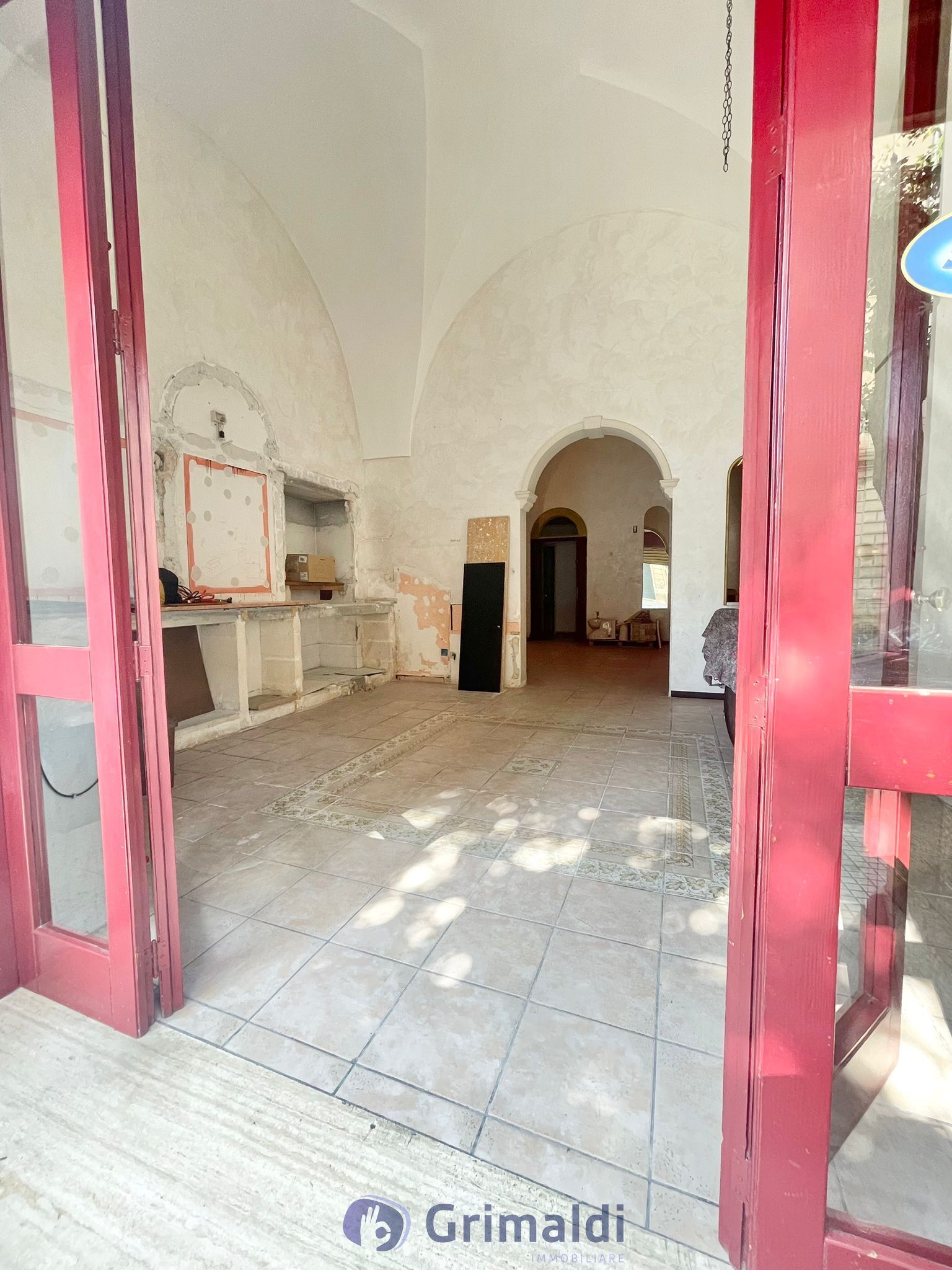 Locale commerciale in affitto in viale otranto 48, Lecce