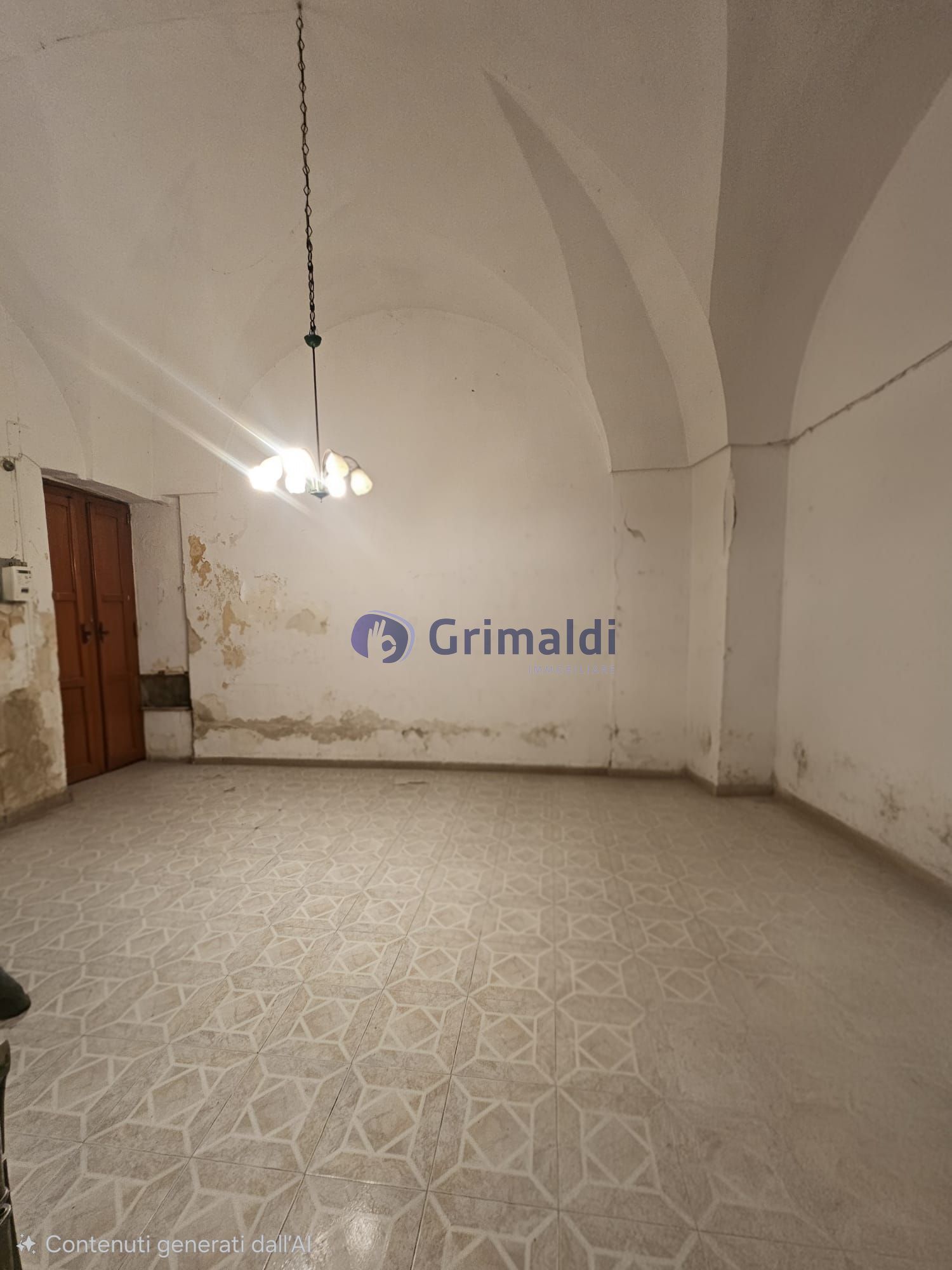 Trilocale da ristrutturare in via degli antoglietta 14, Lecce