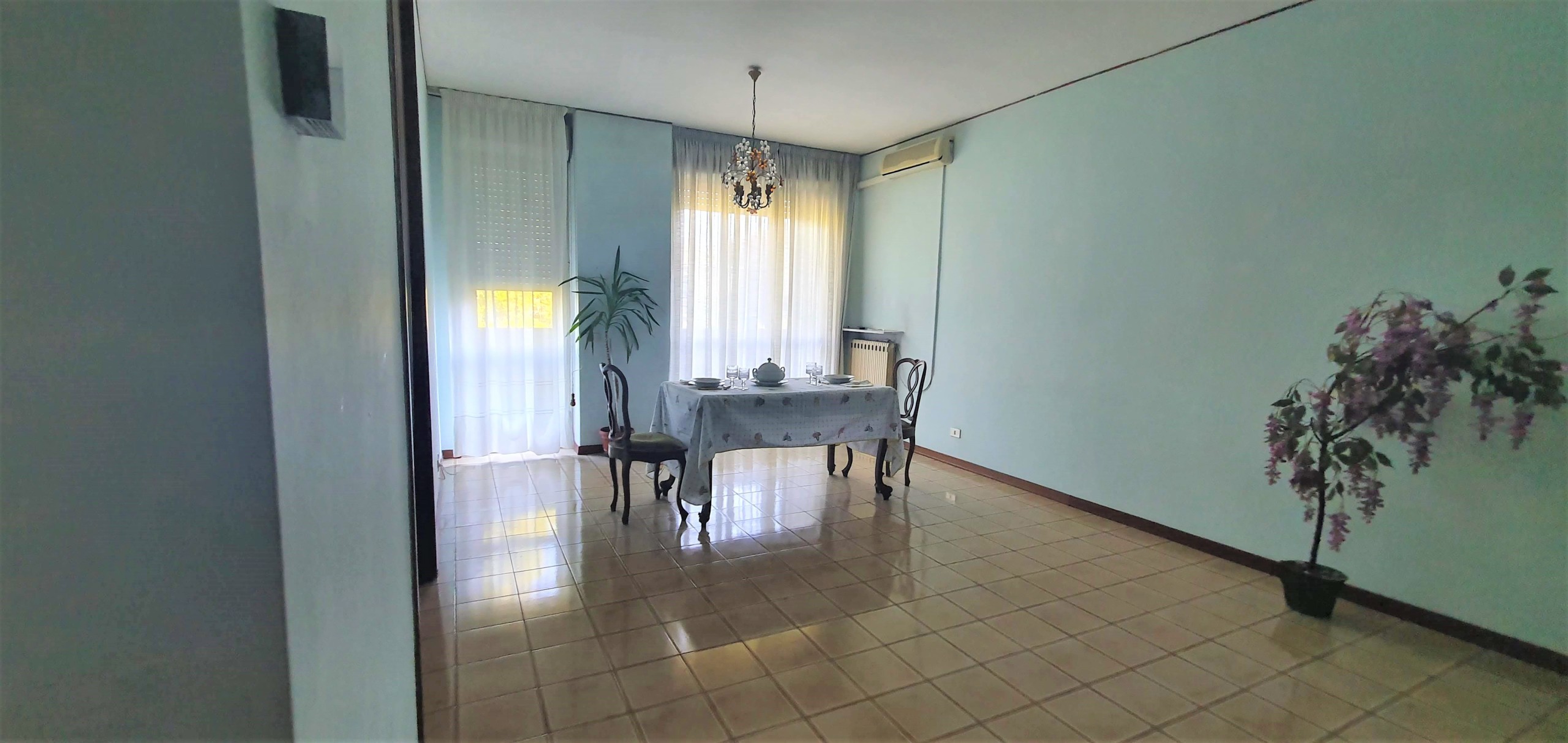 Quadrilocale da ristrutturare in via notari 119, Modena