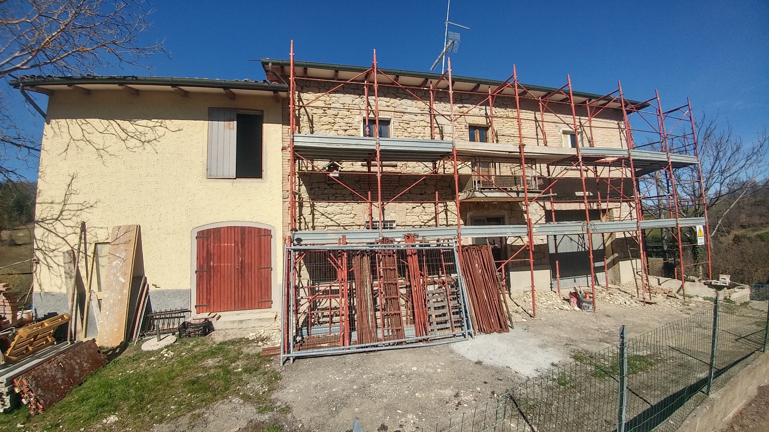 Casa indipendente con giardino in sp623 7320, Zocca