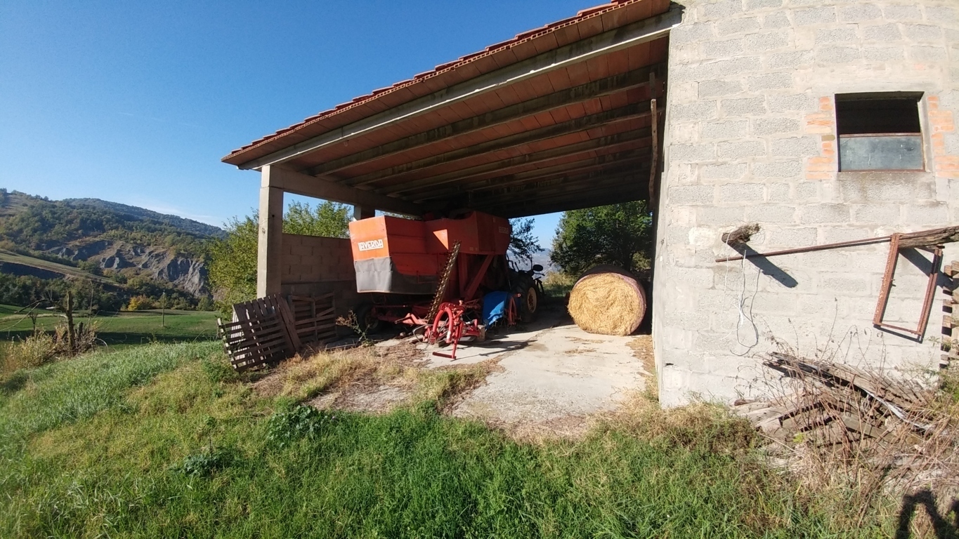Rustico in vendita in via montalbano 3370, Zocca