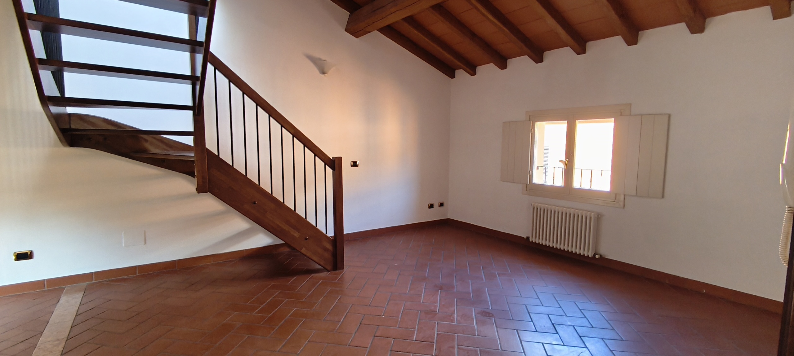 Mansarda in affitto in via belle arti, Modena