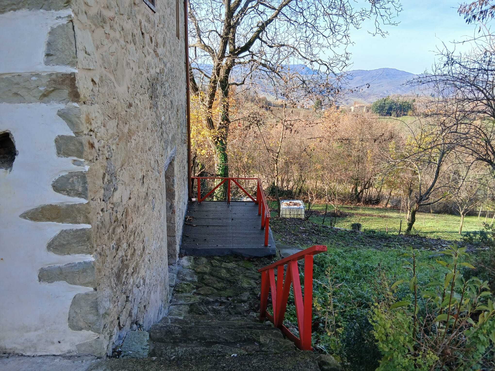 Casa indipendente con giardino in via m. d'azeglio 769, Guiglia