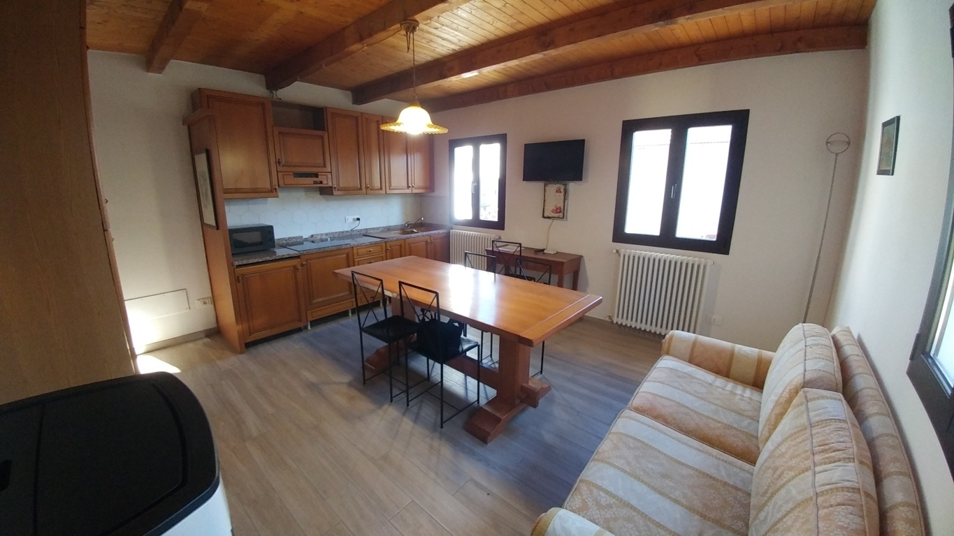 Appartamento con giardino in via cimoncino 1091, Fanano