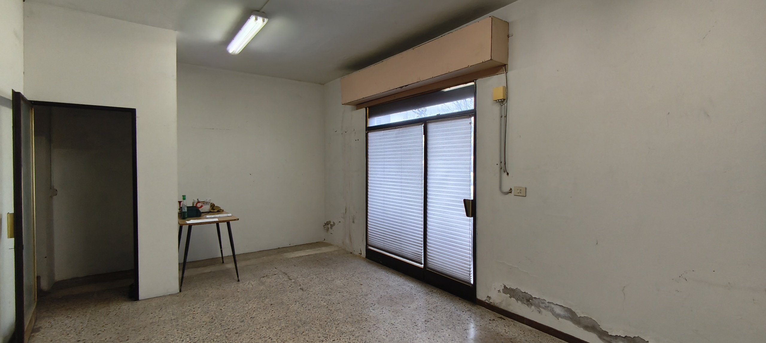 Laboratorio in vendita in via ennio carando, Modena