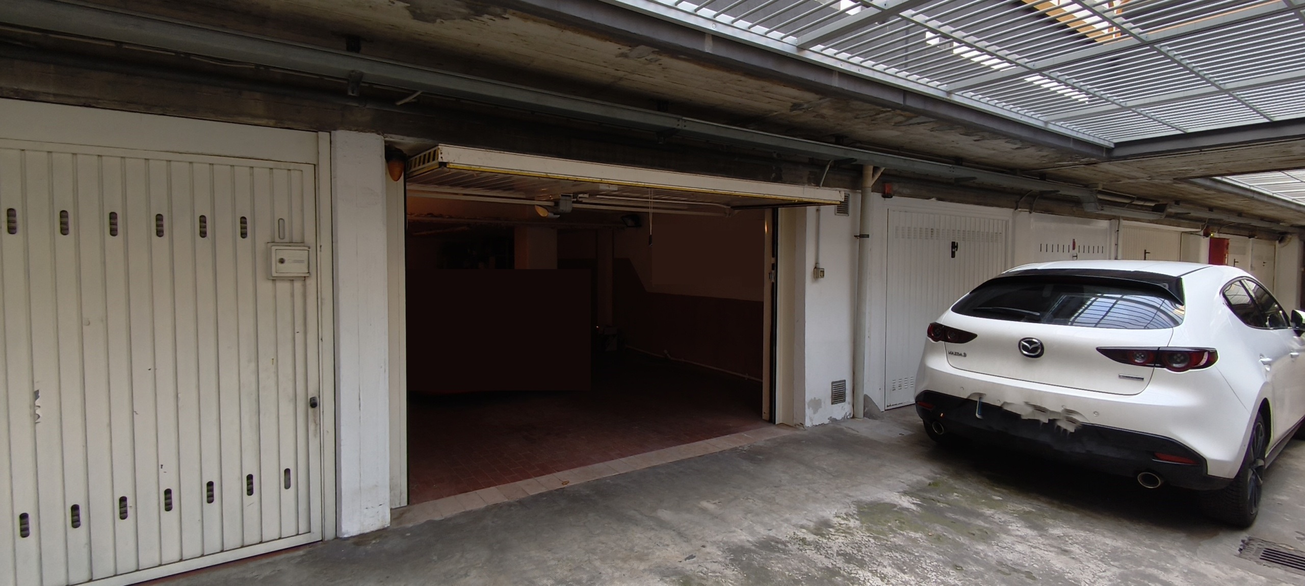 Box/Garage 50mq con box doppio a Modena