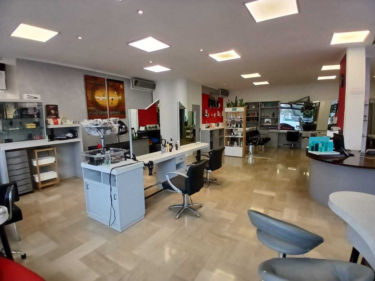 Locale commerciale in vendita in via della pace 486, Vignola