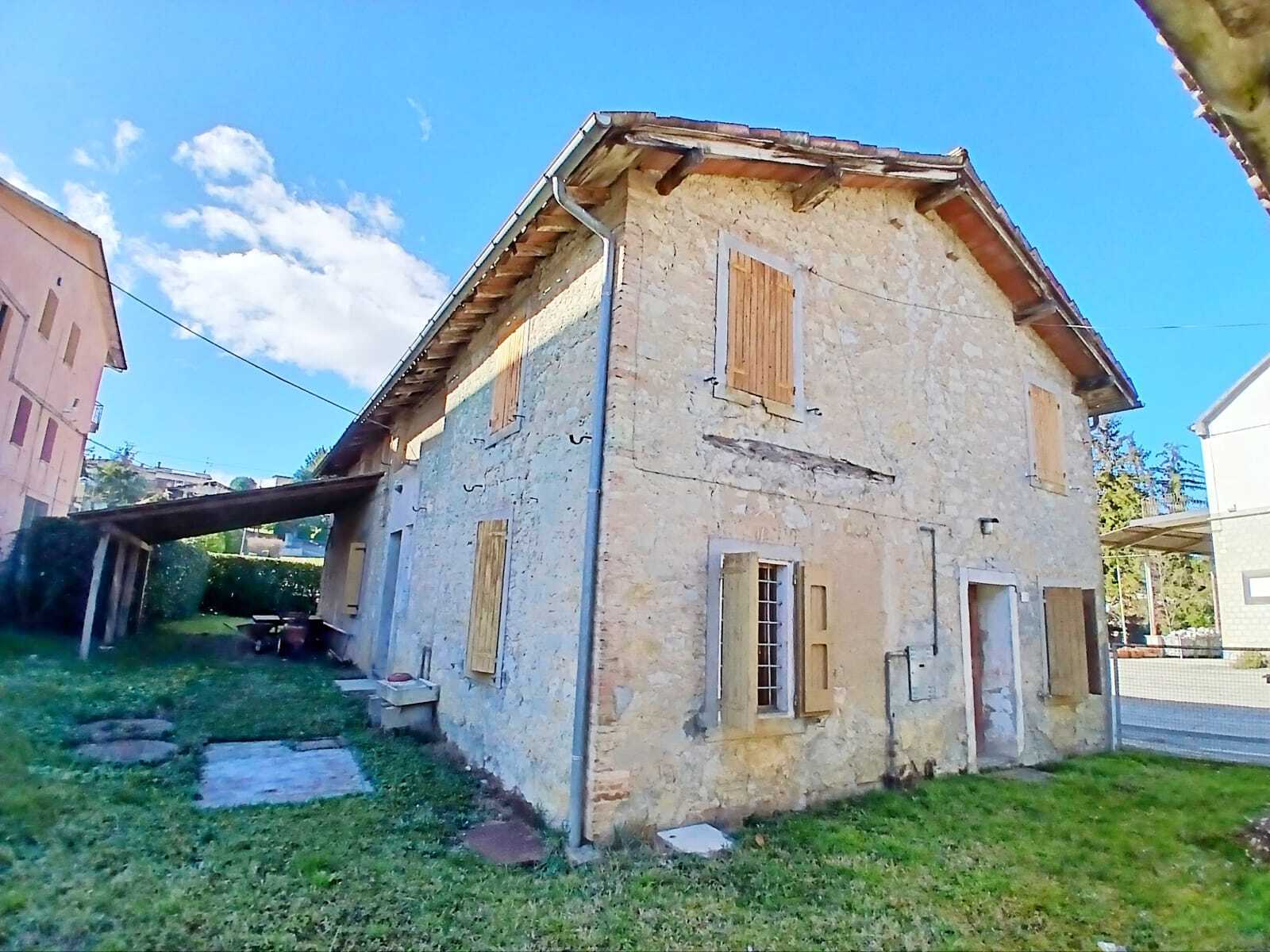 Casa indipendente con giardino in via fern� 62, Guiglia