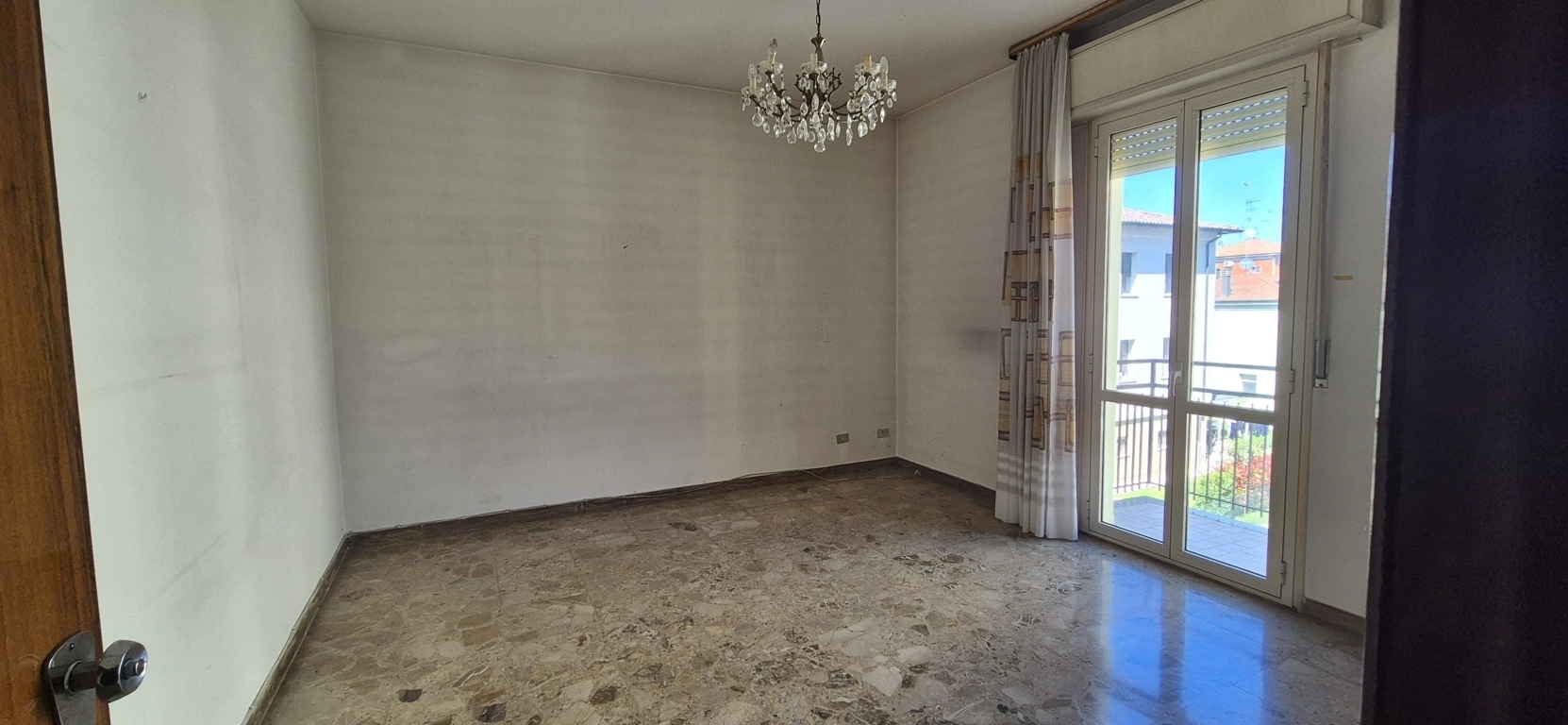 Appartamento con box in via giuseppe gioacchino belli 54, Modena