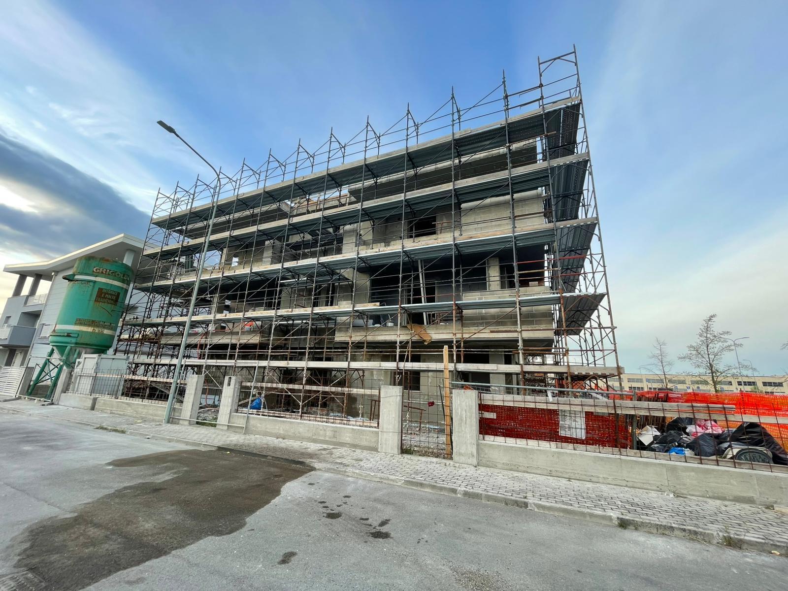 Quadrilocale con terrazzo in via socrate, Nonantola