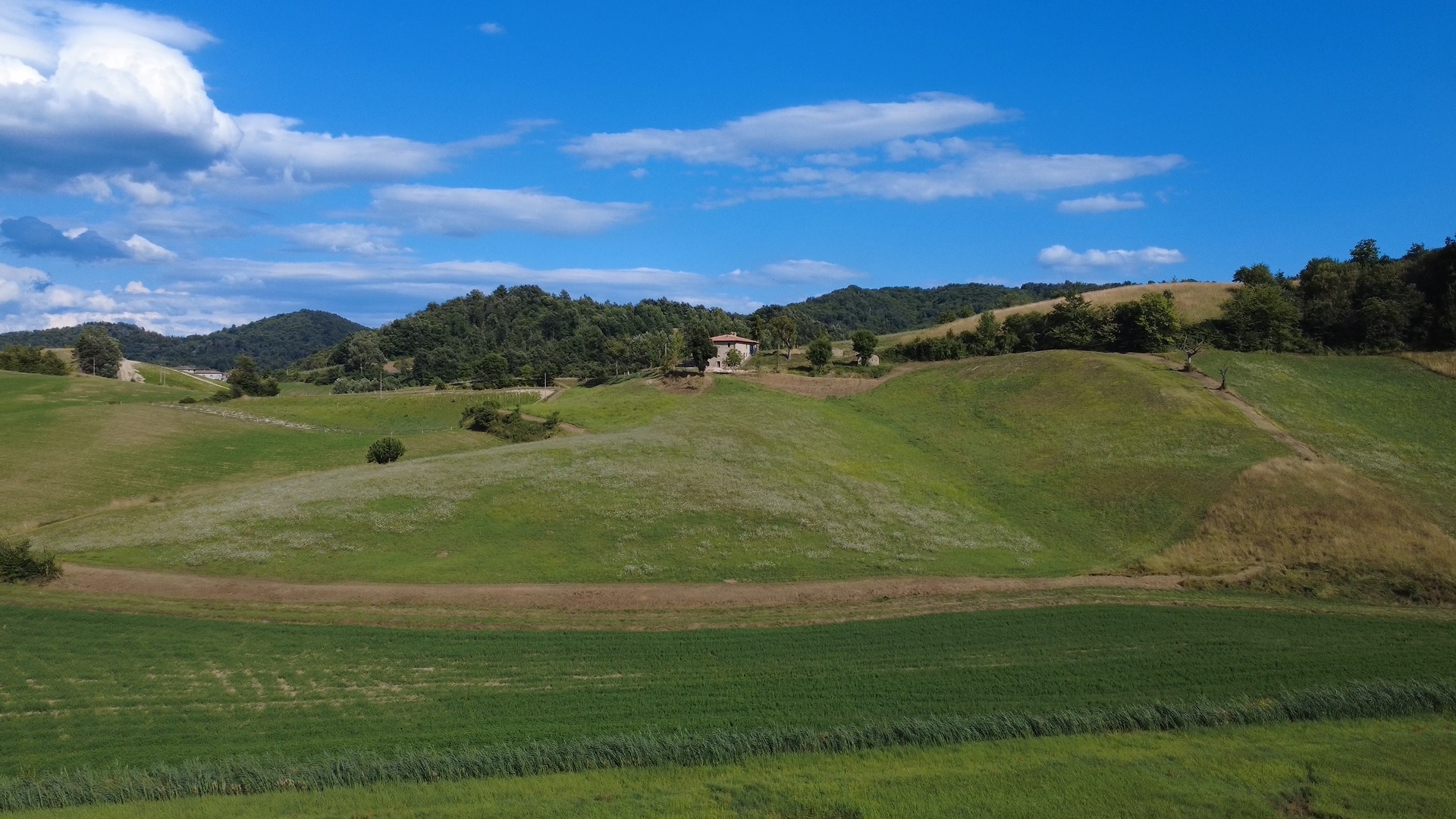 Rustico con giardino in via canobbi 8, Castel d'Aiano