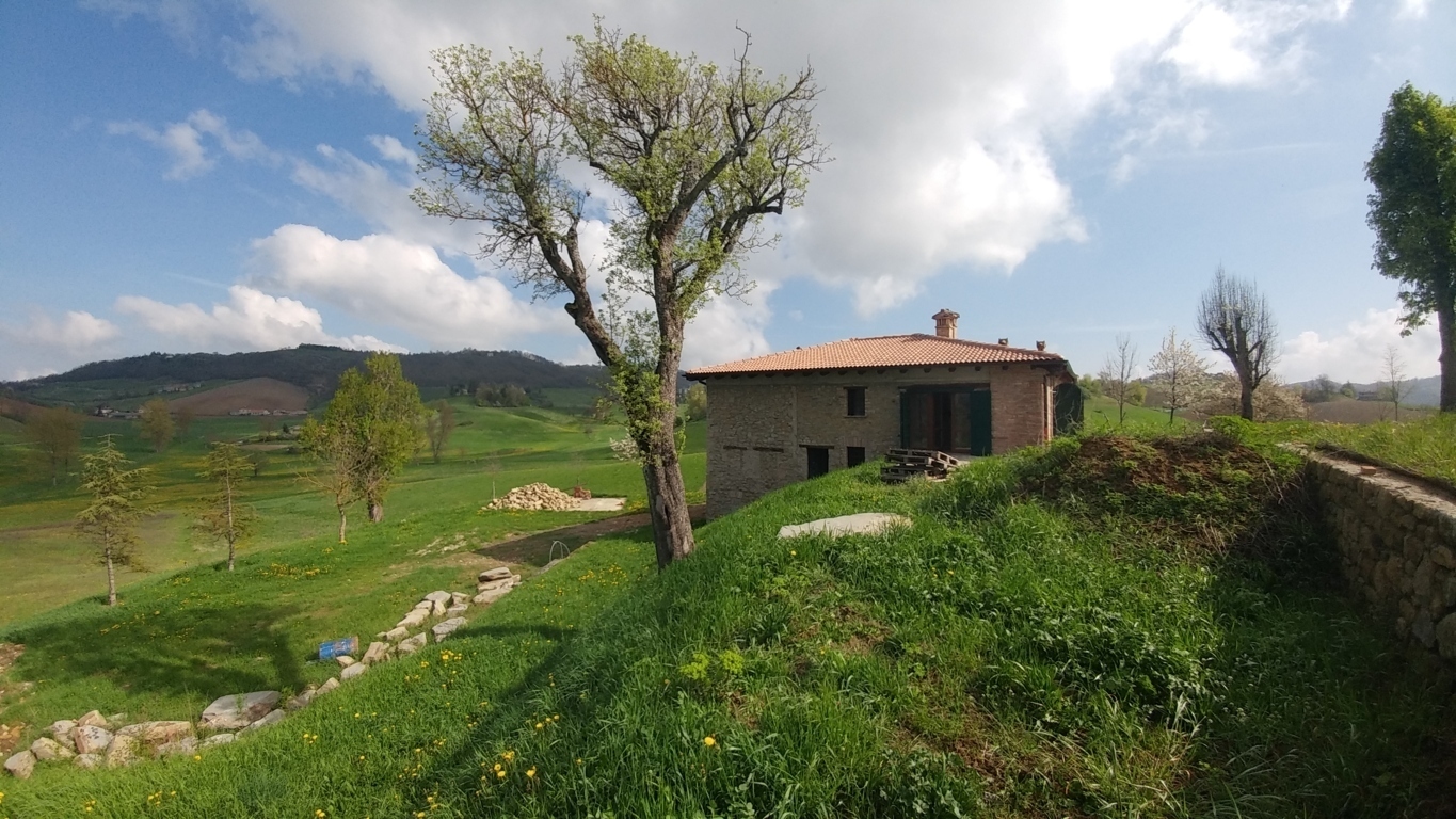 Rustico con giardino in via mattioli 661, Zocca