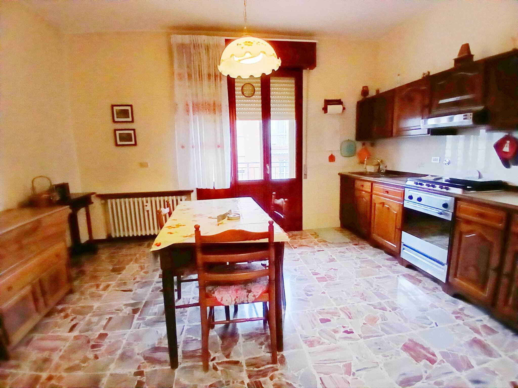 Casa indipendente con giardino in via c. prampolini 45, Vignola