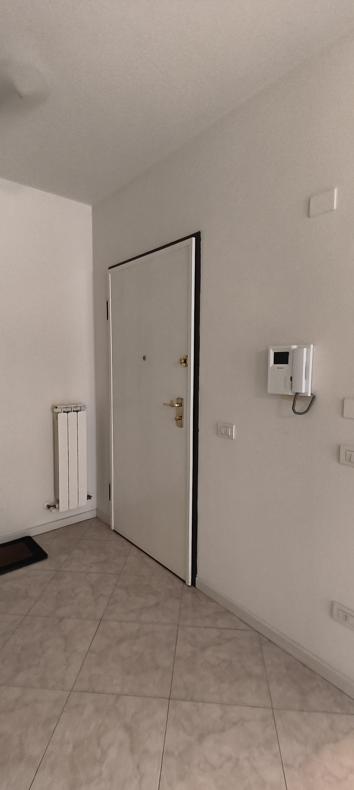 Bilocale con giardino in via g. luosi 190, Modena