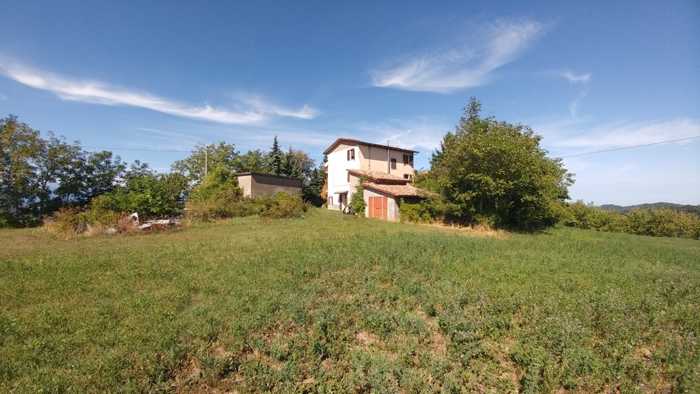 Rustico con giardino in via dei bert� 746, Zocca