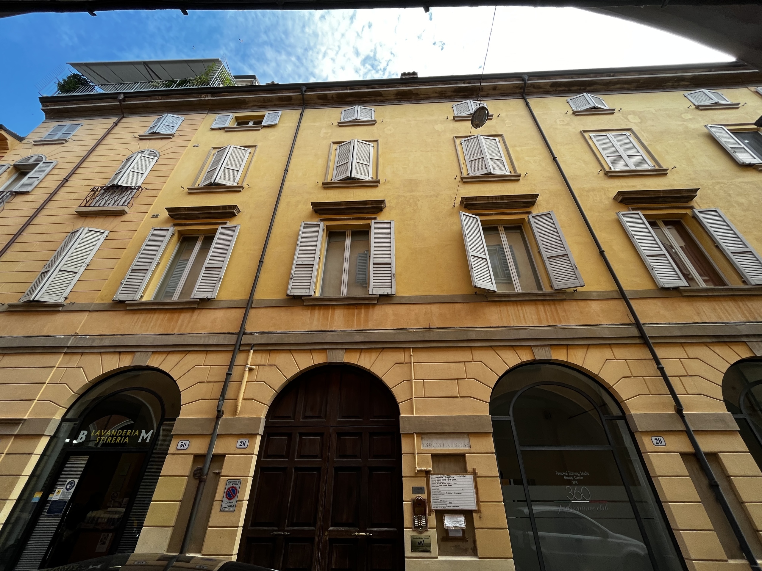 Quadrilocale con box in via san cristoforo 28, Modena