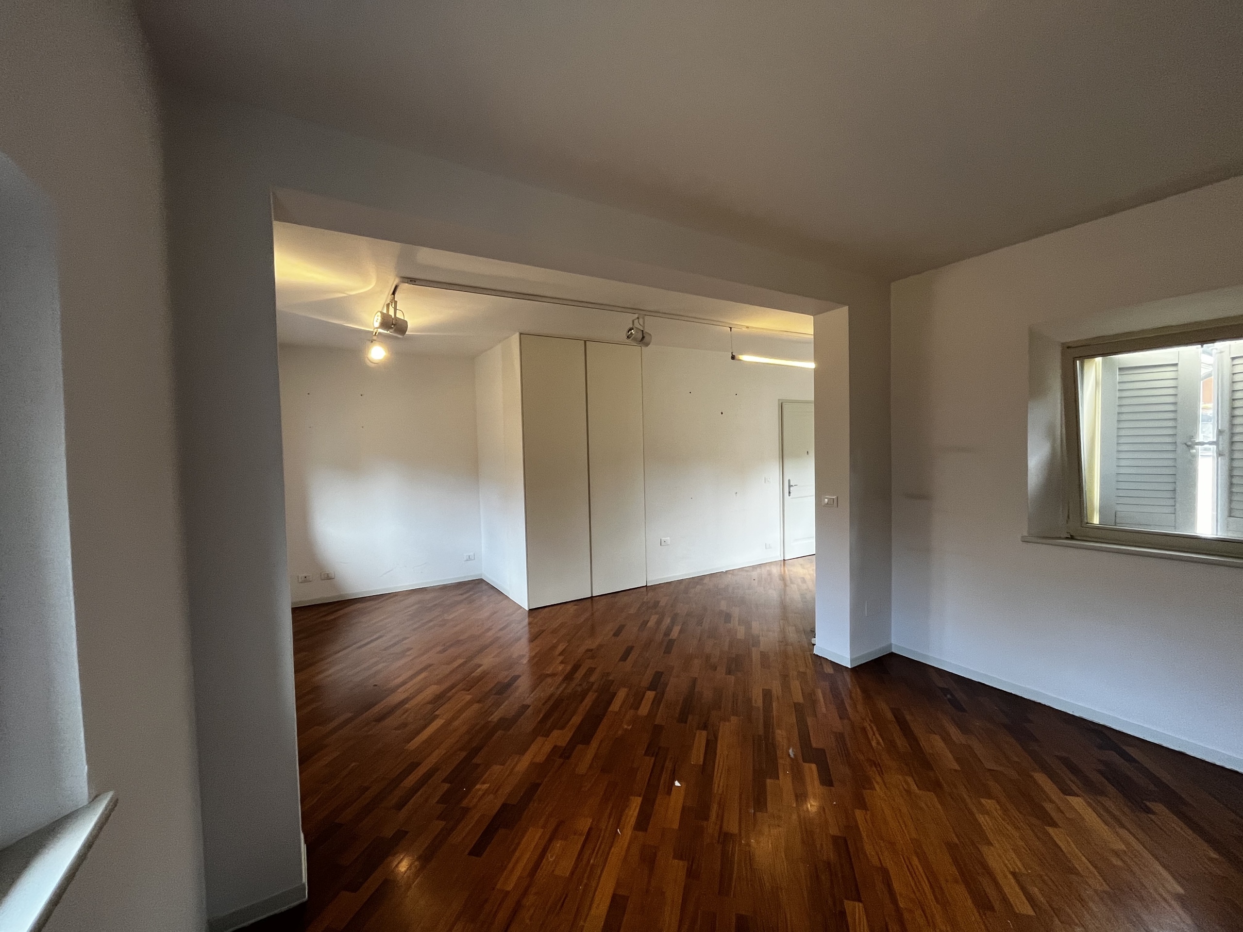 Quadrilocale con box in via san cristoforo 28, Modena