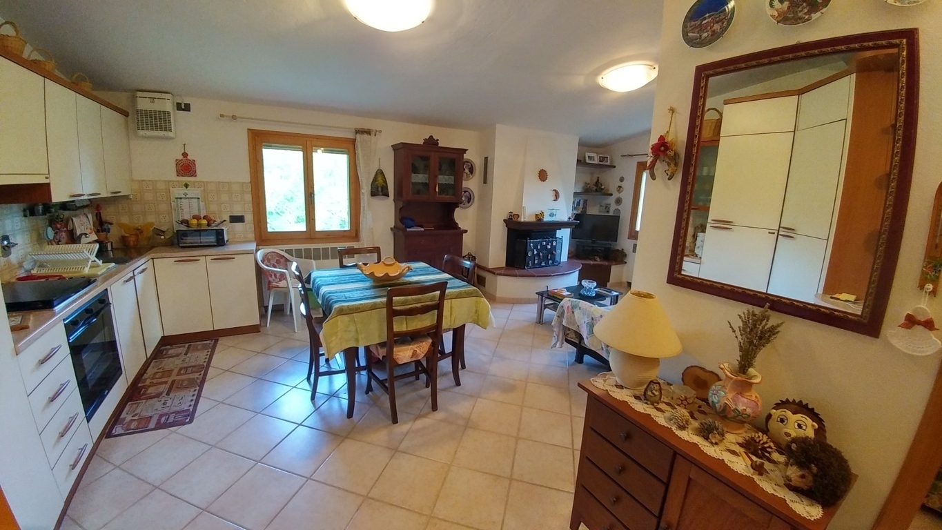 Trilocale con giardino in via nicolai 1905, Guiglia