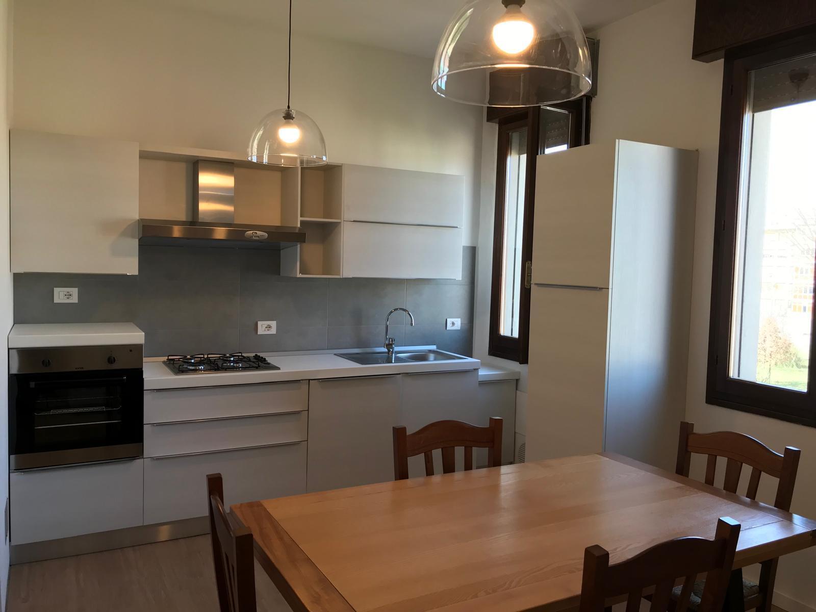 Trilocale ristrutturato in via araldi, Modena