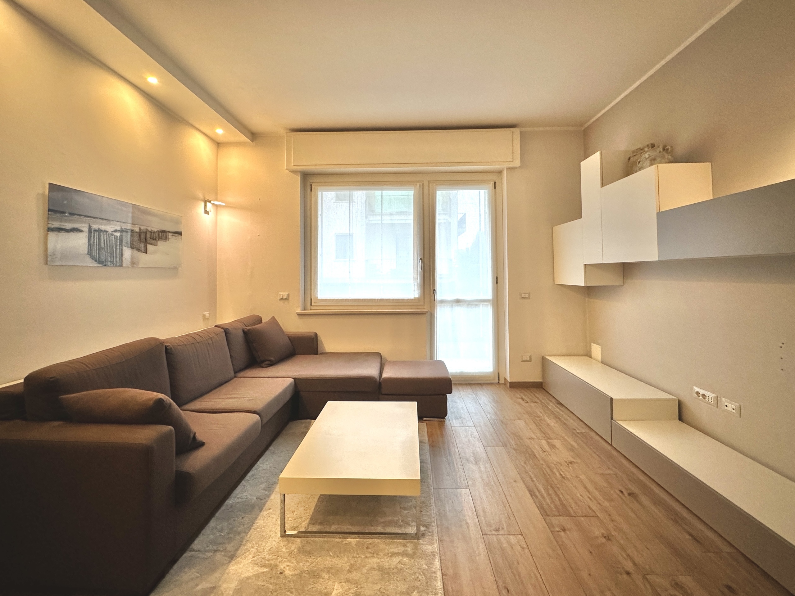 Trilocale in affitto in corso europa 1, Arona