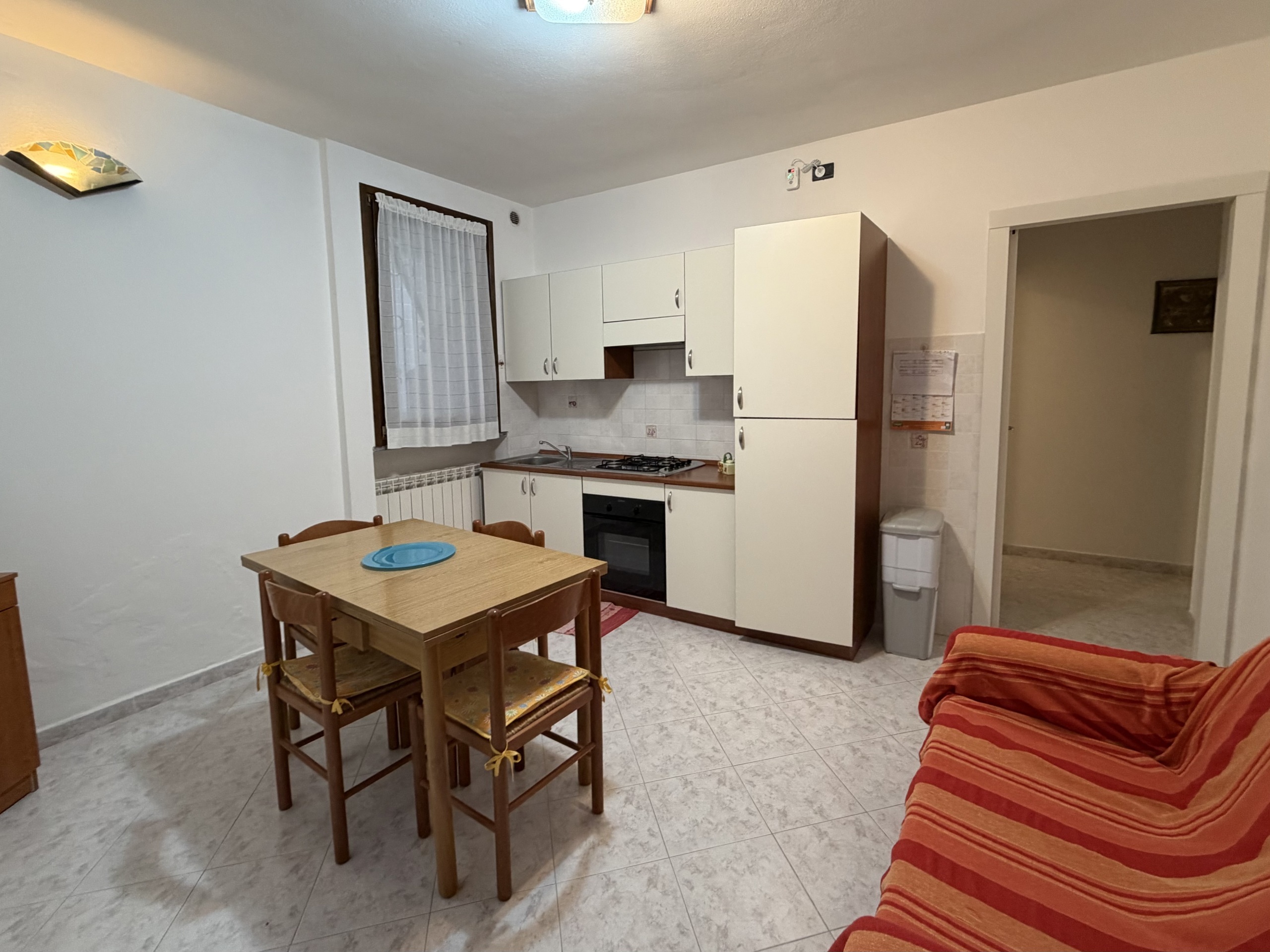 Trilocale in affitto in via bottelli 1, Arona