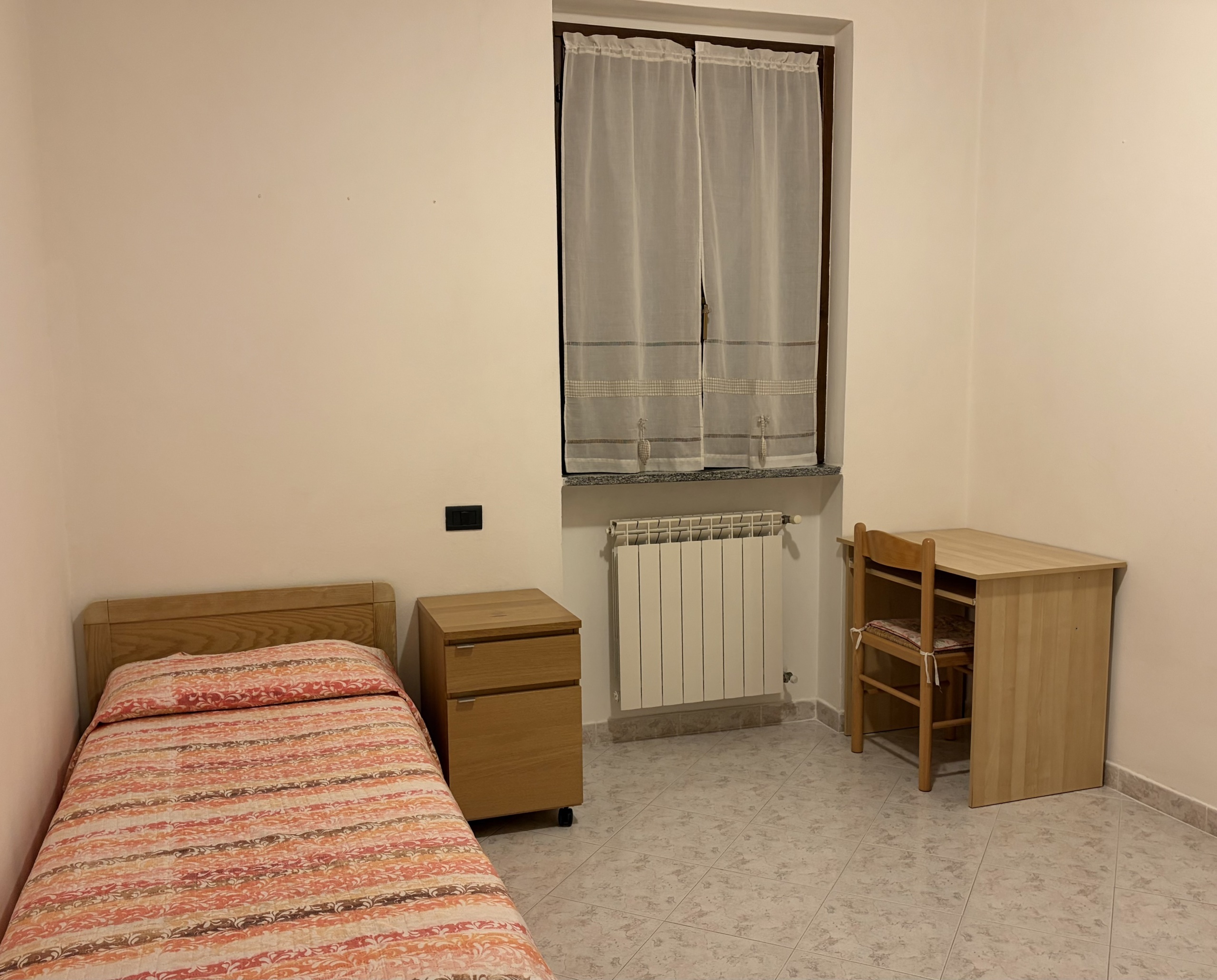 Trilocale in affitto in via bottelli 1, Arona