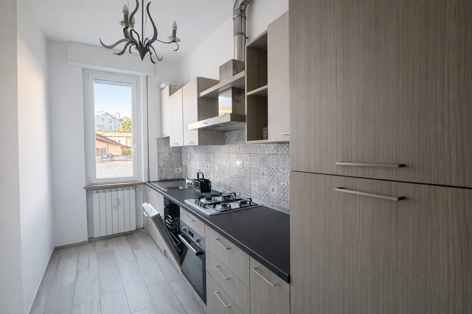 Appartamento ristrutturato in via san luigi 99, Arona