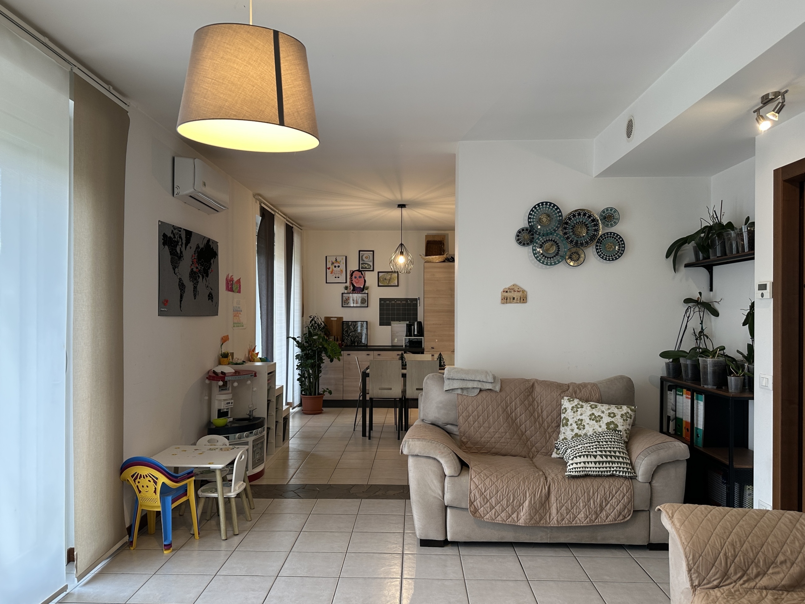 Trilocale con giardino in via g. verdi 1, Borgomanero