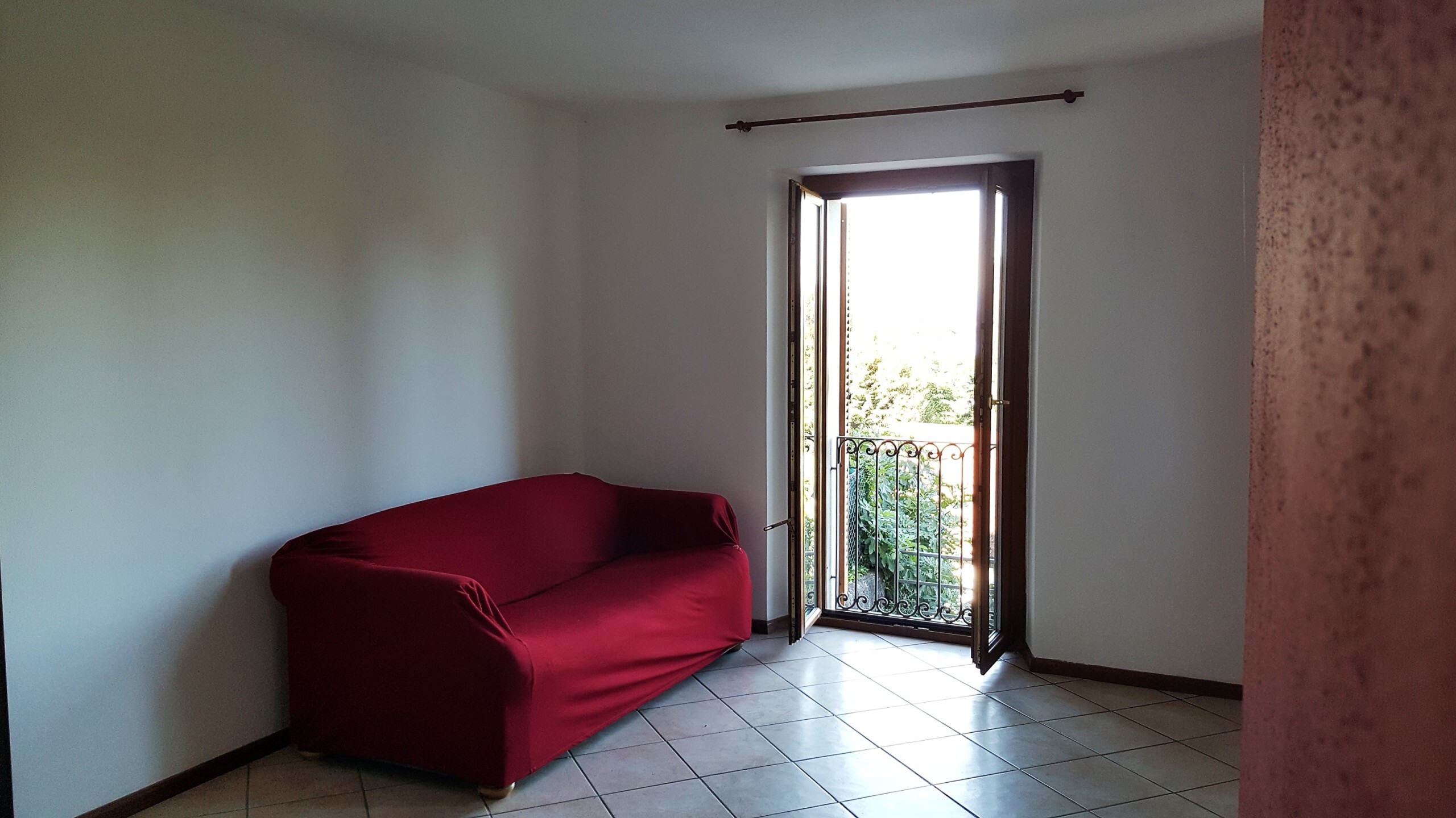 Quadrilocale con terrazzo in via manzoni 1, Arona