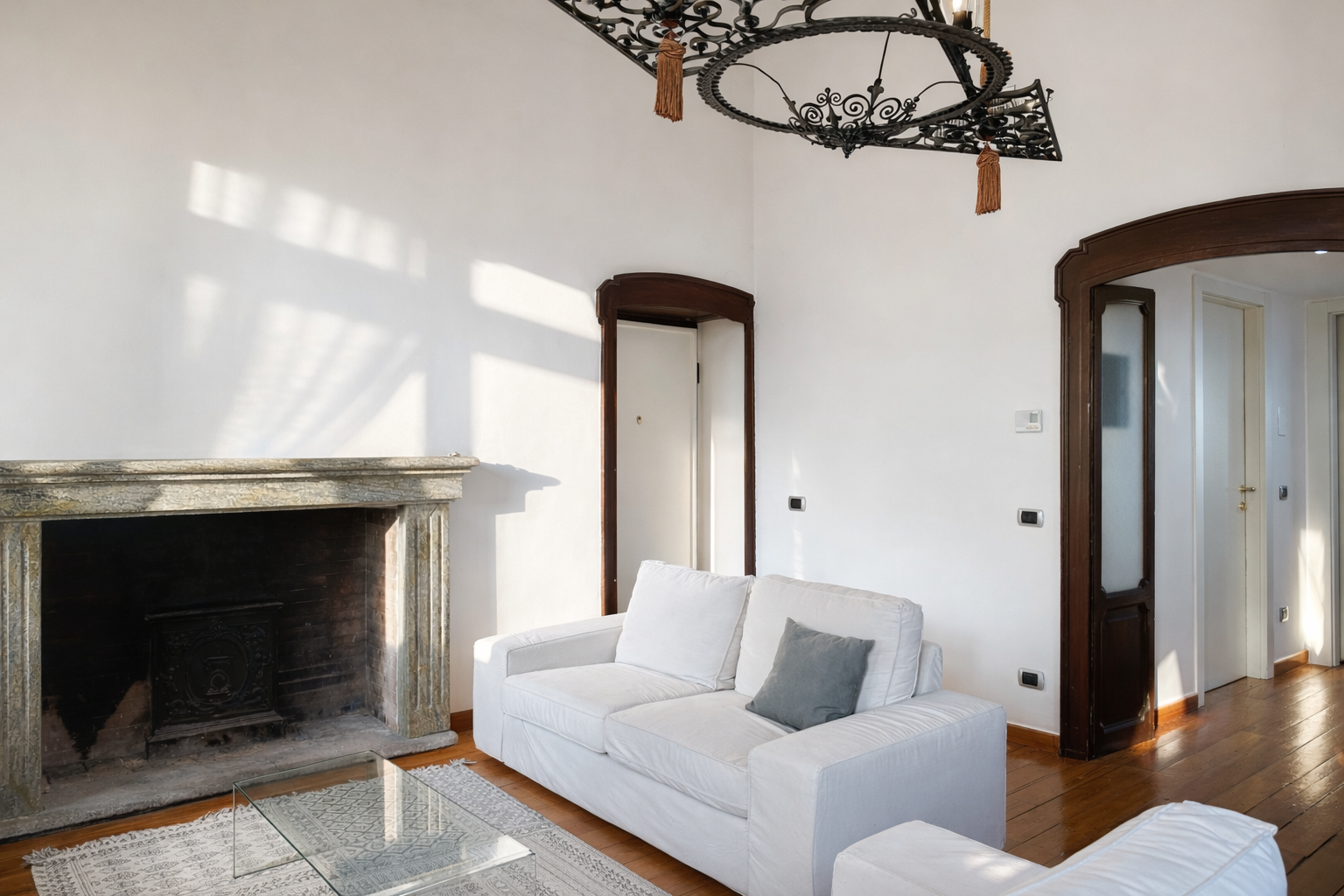 Bilocale con giardino in via verbano, Arona