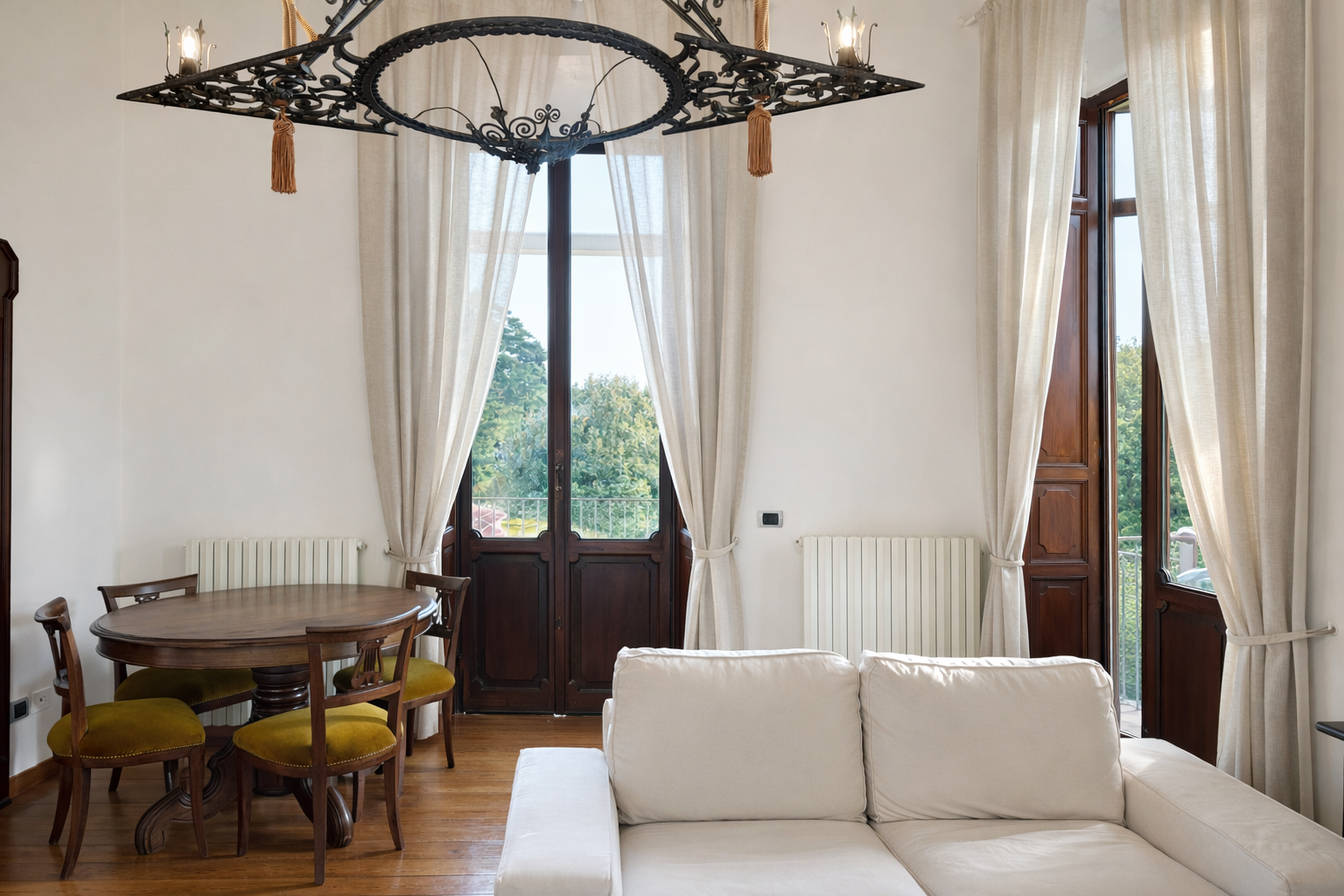 Bilocale con giardino in via verbano, Arona