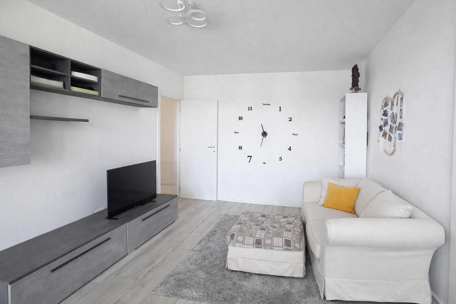 Trilocale con box a Borgomanero