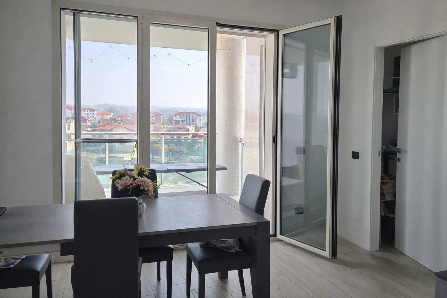 Trilocale con box a Borgomanero