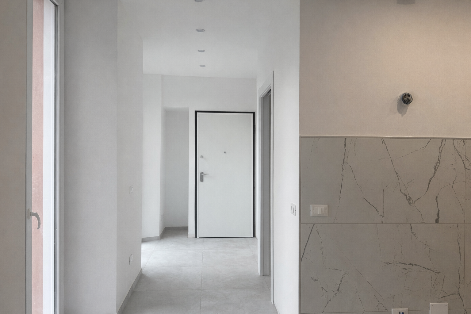 Quadrilocale nuovo in corso liberazione 1, Arona