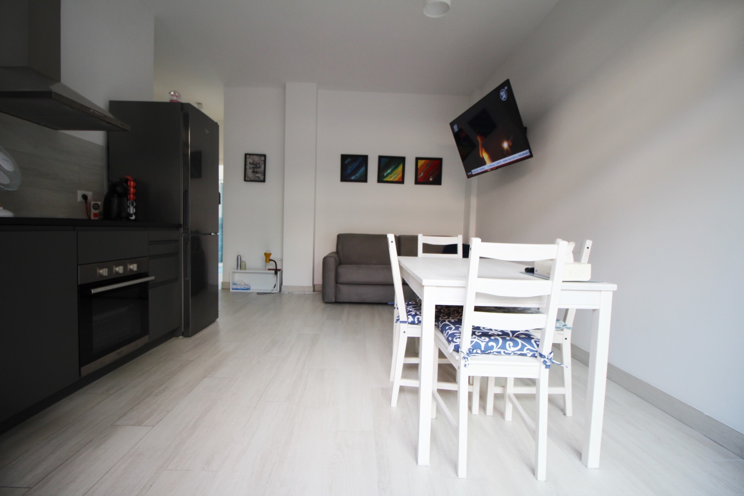 Trilocale ristrutturato in via torino 99, Arona