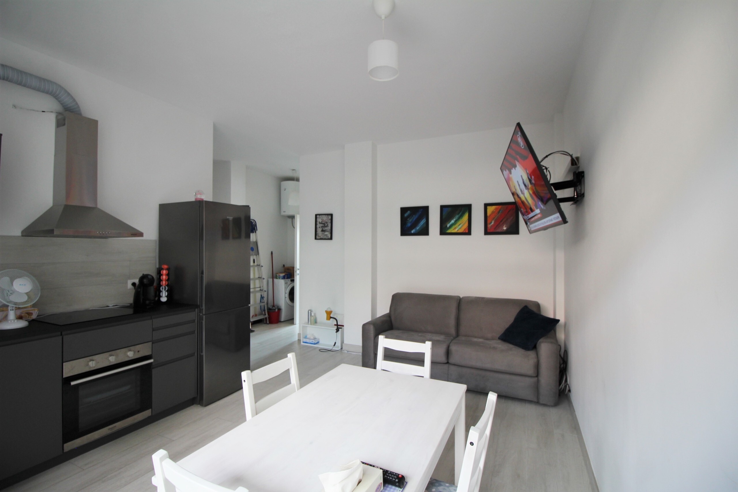 Trilocale ristrutturato in via torino 99, Arona