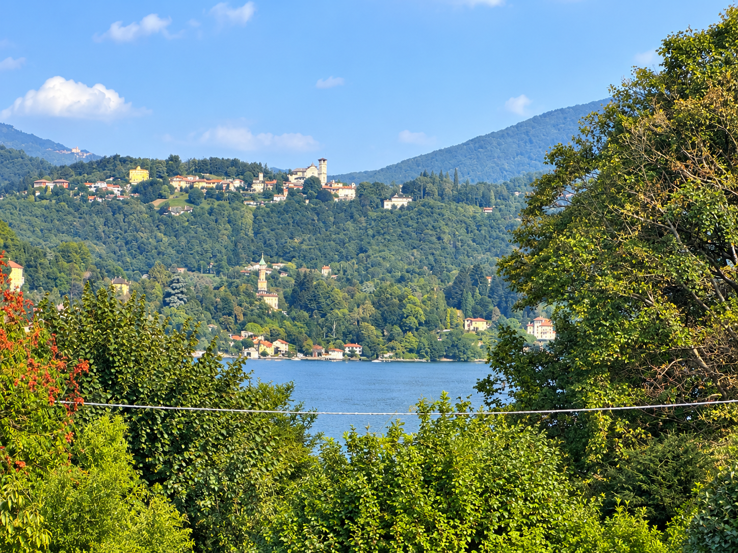 Casa indipendente con giardino in lungolago fratelli di dio 999, San Maurizio d'Opaglio