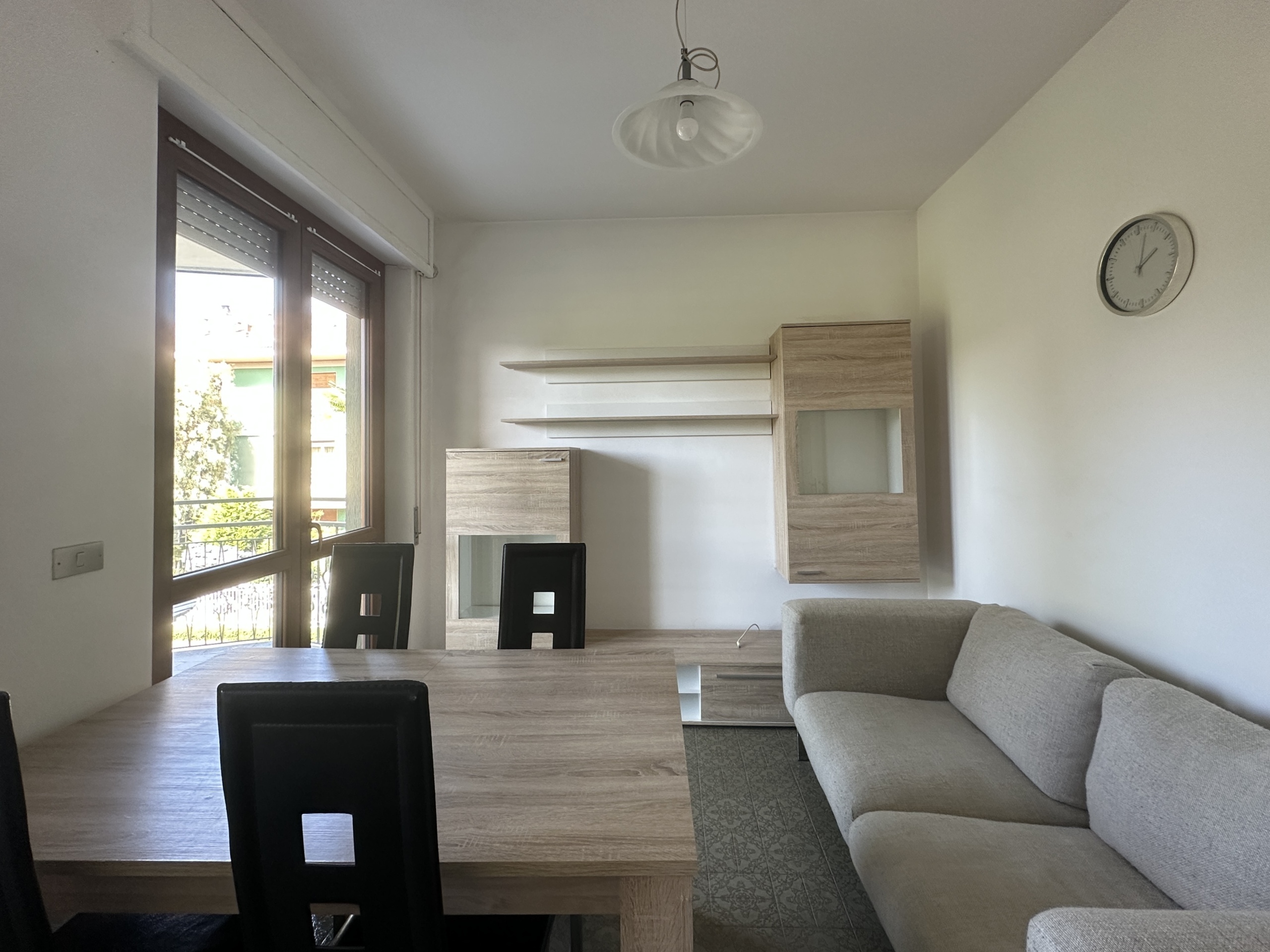 Quadrilocale con terrazzo a Arona