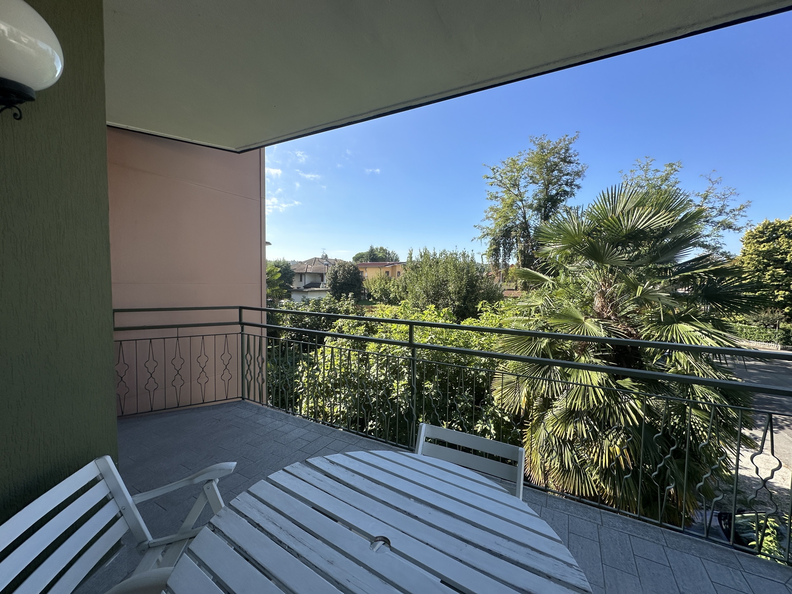 Quadrilocale con terrazzo a Arona