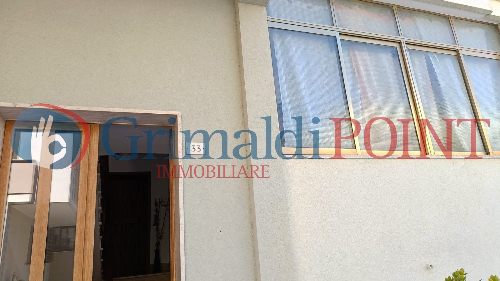 Appartamento con box in via pietro colonna 33, Otranto