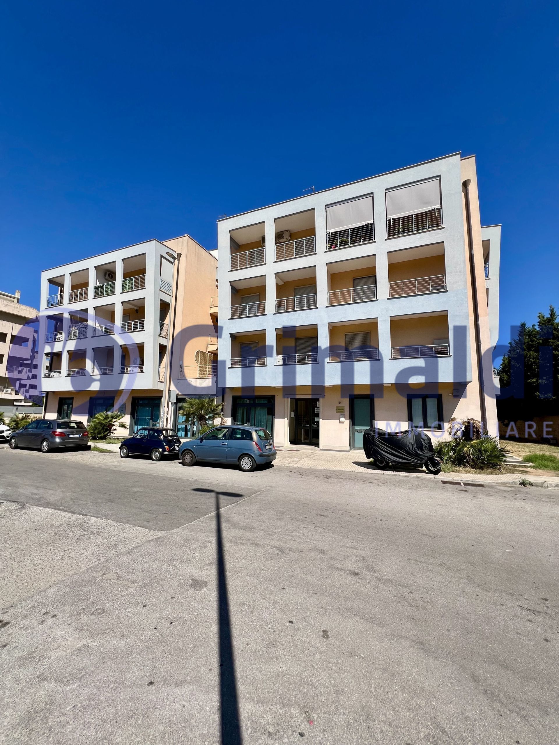 Trilocale in vendita in via edoardo de candia 39, Lecce