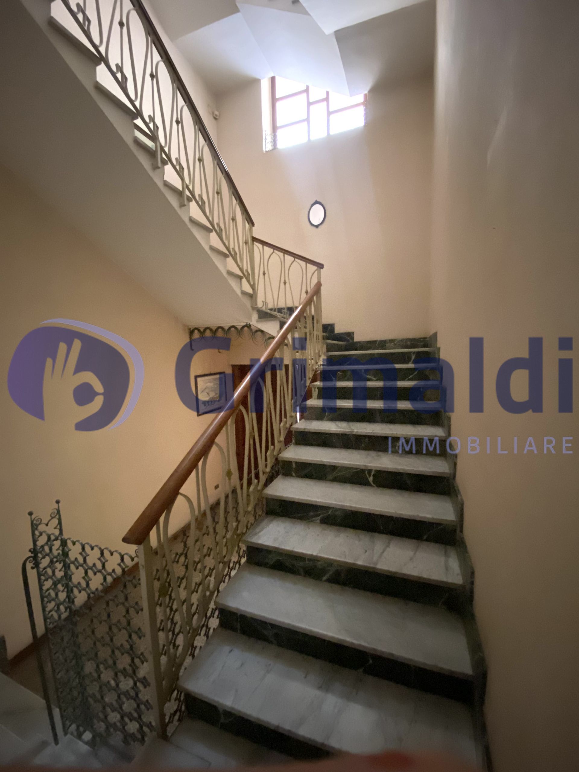 Casa indipendente con terrazzo in via oberdan 29, Lecce