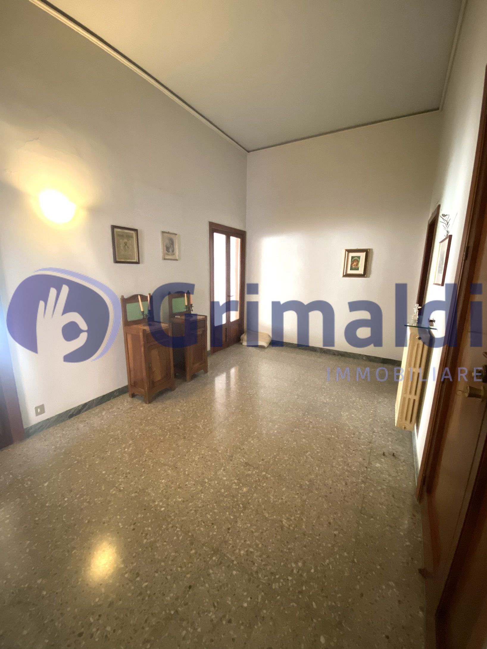 Casa indipendente con terrazzo in via oberdan 29, Lecce