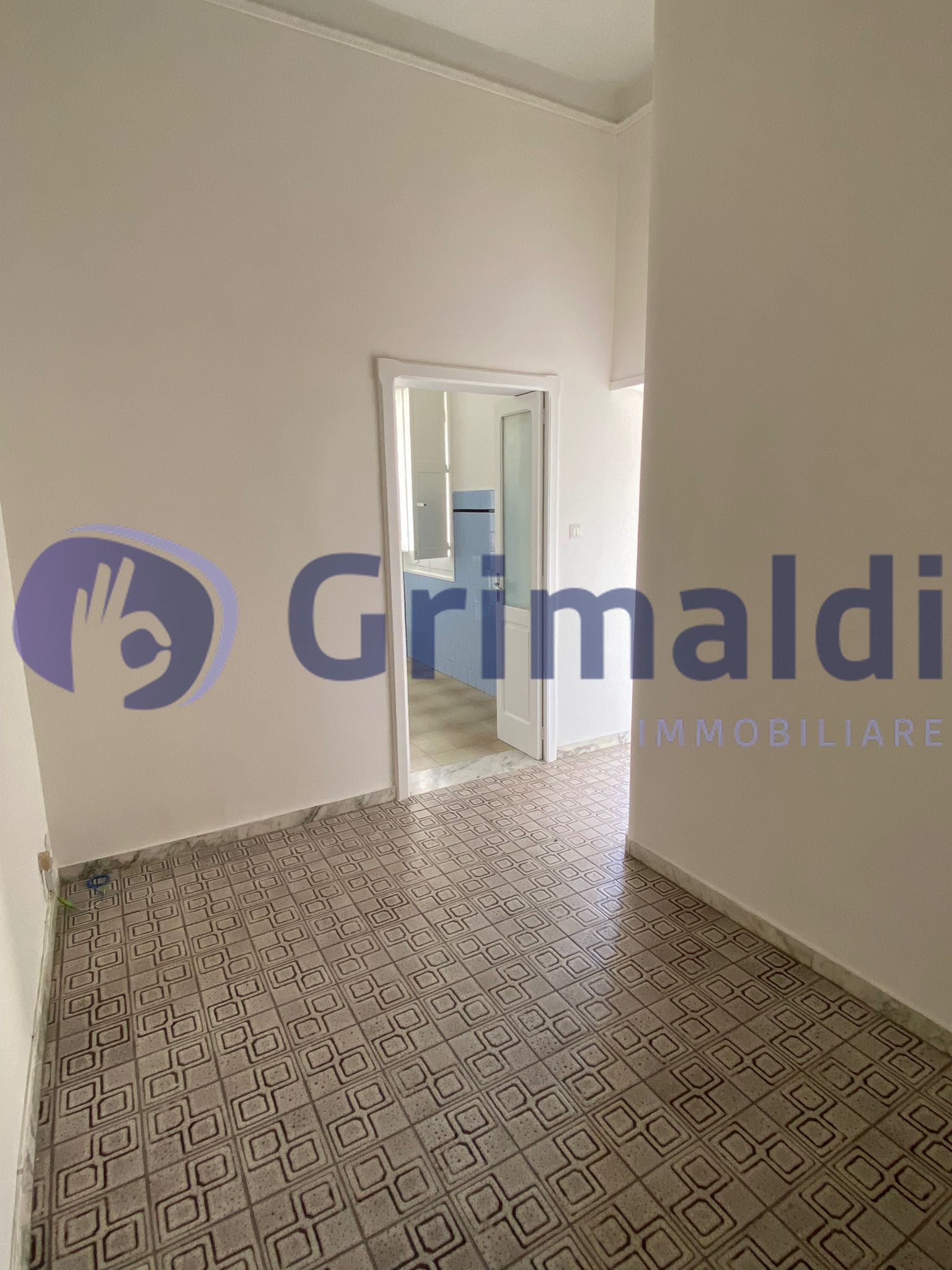 Appartamento con terrazzo in via formoso lubello 13, Lecce