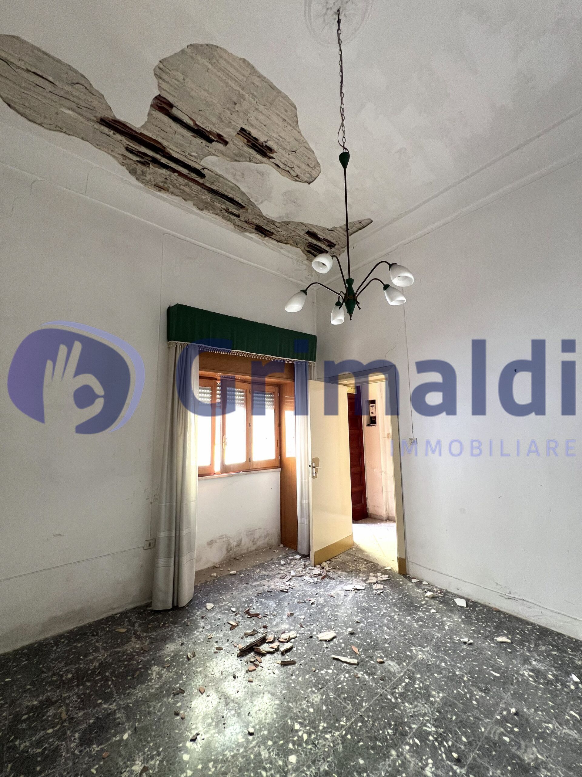 Casa indipendente da ristrutturare in via sant'elia 36, Veglie