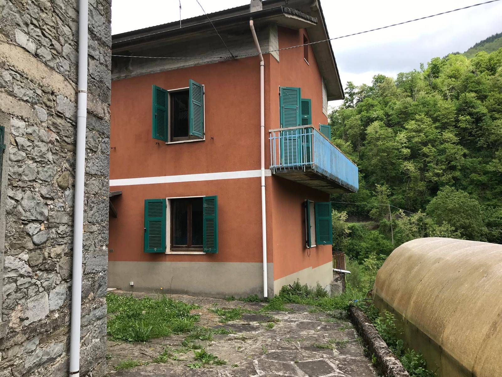 Villa in vendita a Zeri